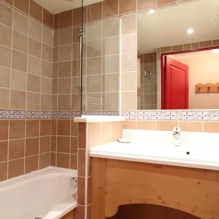 Apartamento 6 Personnes Avec Balcon Et Parking *