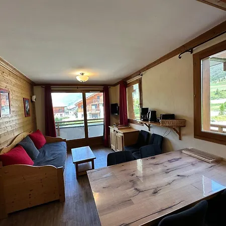 6 Personnes Avec Balcon Et Parking Apartamento